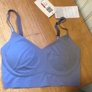 True & Co Women's True Body Lift Triangle Adjustable Strap Bra xsmall